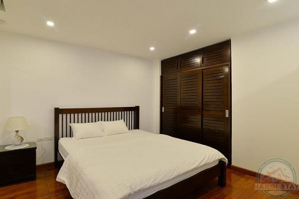 Stunning Lake View 2BR Apartment for Rent in Truc Bach, Ba Dinh 8