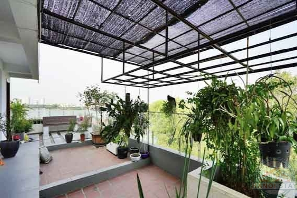 Stunning Lake View Penthouse apartment for rent in Trich Sai street with airy view from higher 6