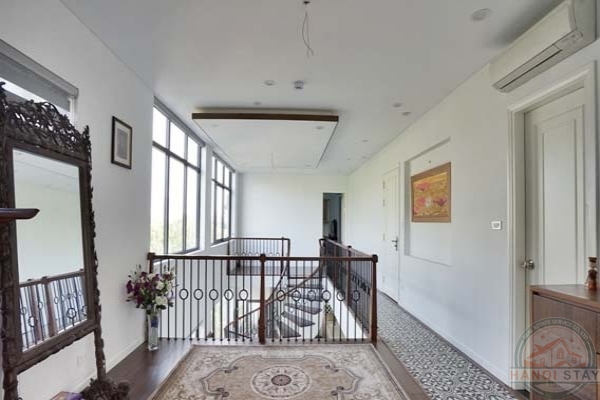 Stunning Lake View Penthouse apartment for rent in Trich Sai street with airy view from higher 14