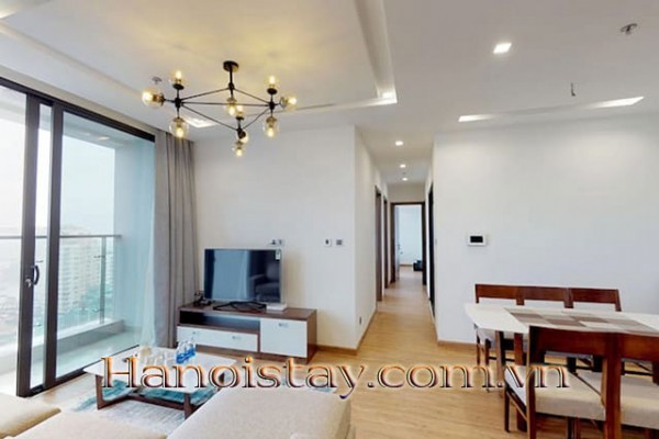 *Stunning Three Bedroom Apartment For Rent in Vinhomes Metropolis, Modern Amenities* 6