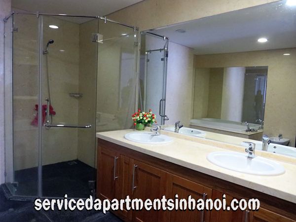 Stunning Three bedroom Apartment rental in R1 building, Vinhomes Royal CIty 6