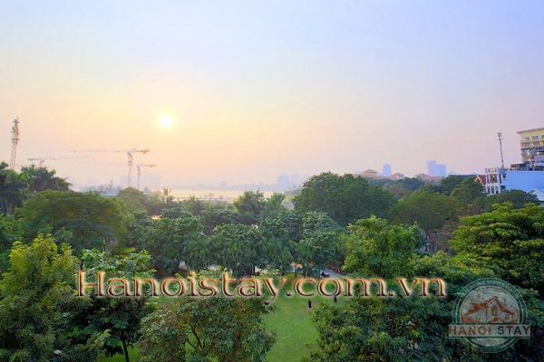 Stunning Three Bedroom Apartment Rental in To Ngoc Van str, Tay Ho 9
