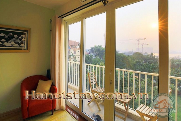 Stunning Three Bedroom Apartment Rental in To Ngoc Van str, Tay Ho 11