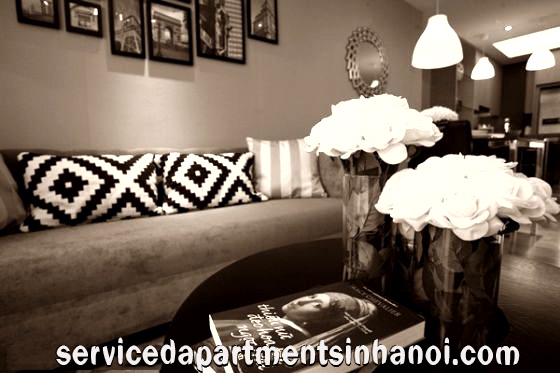 Stunning Two bedroom Apartment For rent in Indochina Plaza Hanoi 4