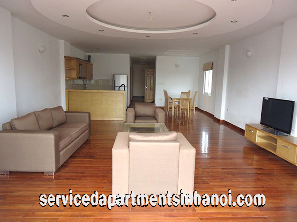 Stunning Two Bedroom Apartment for rent in Truc Bach area, Ba Dinh 3