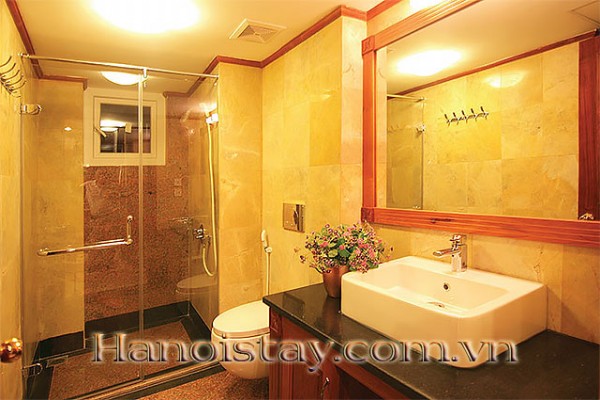 Stunning Two Bedroom Apartment in Tho Nhuom Street, Hoan Kiem 3