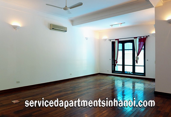 Stunning Villa For rent in Xom Chua Village, Tay Ho area, Beautiful swimming Pool 9