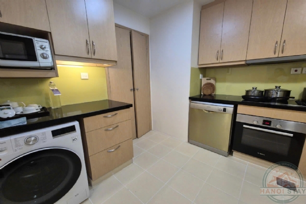 Stylish 3-Bedroom, 2-Bath Apartment for Rent | 110m² | West Lake Area 11