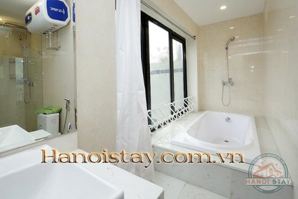 Super Bright 2 Bedroom Apartemnt Rental in To Ngoc Van Street, Tay Ho, Very Nice View 2