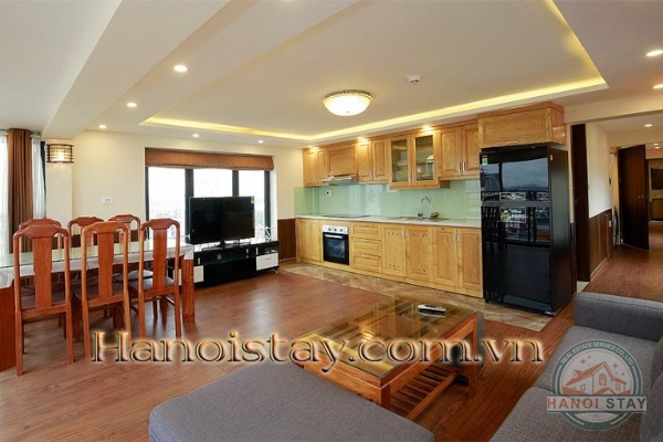 Super Bright 2 Bedroom Apartemnt Rental in To Ngoc Van Street, Tay Ho, Very Nice View 3
