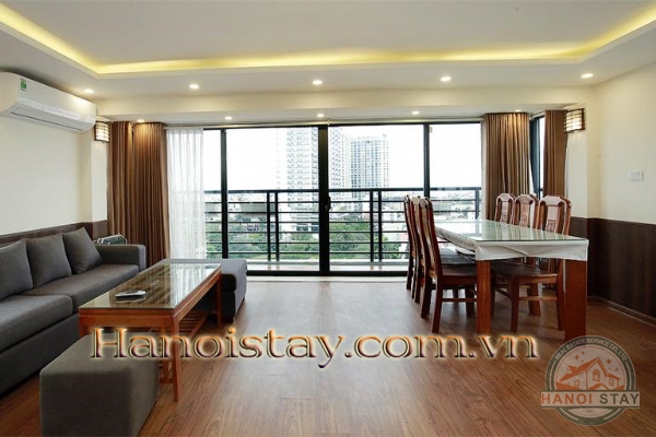 Super Bright 2 Bedroom Apartemnt Rental in To Ngoc Van Street, Tay Ho, Very Nice View 7