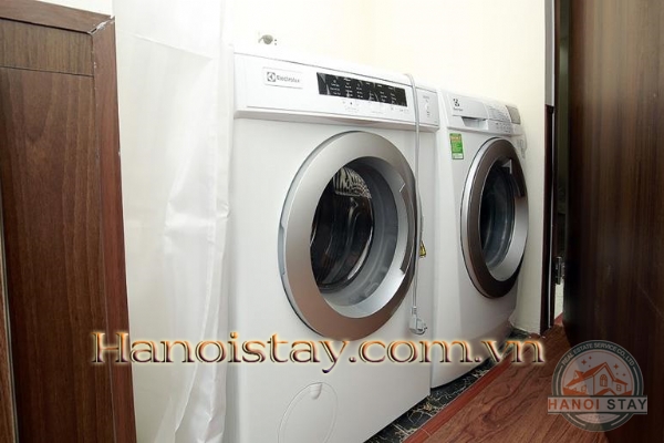Super Bright 2 Bedroom Apartemnt Rental in To Ngoc Van Street, Tay Ho, Very Nice View 15