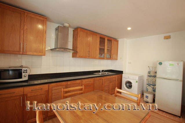 *Super Bright & Spacious Apartment for rent in Lang Ha Street, Dong Da* 1