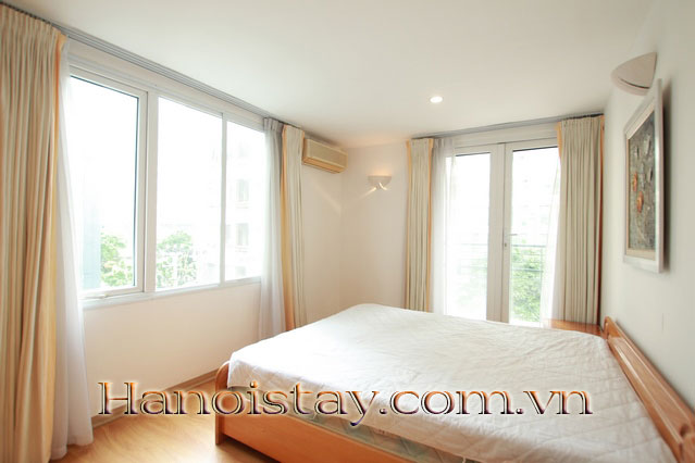 *Super Bright & Spacious Apartment for rent in Lang Ha Street, Dong Da* 10