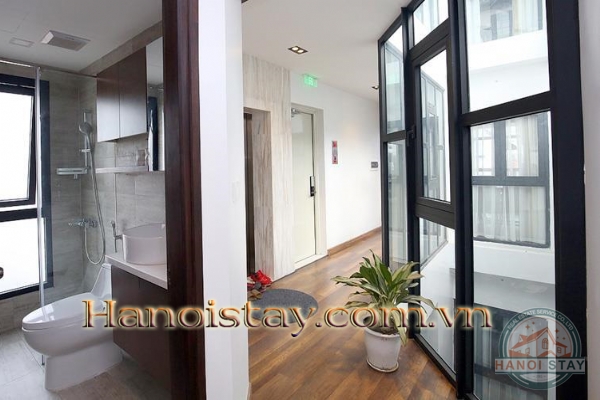 *Super hot 2 bedroom service apartment right in the center of Dang Thai Mai Street, Tay Ho* 9