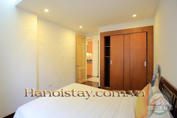 Super hot Lake Front 2 bedroom serviced apartment Rental in Quang Khanh street, Center of West Lake 14