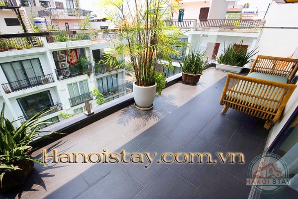 Take a chance to live in this Amazing duplex apartment rental in Westlake 13