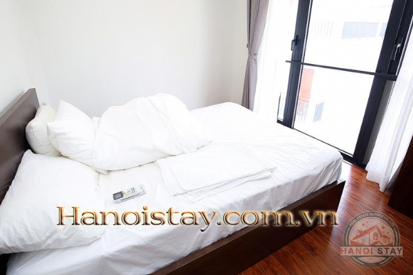 Take a chance to live in this Amazing duplex apartment rental in Westlake 14