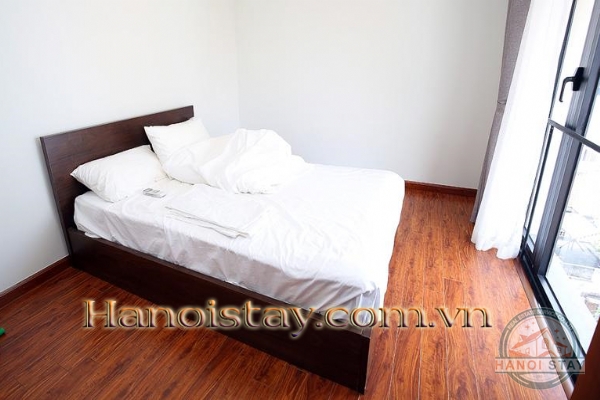 Take a chance to live in this Amazing duplex apartment rental in Westlake 16