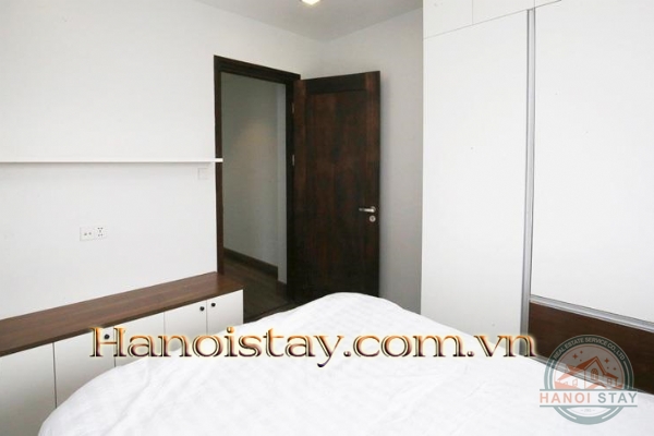 *Take a chance to live in This Modern 2 Bed Apartment Rental, straight View to Truc Bach lake* 28