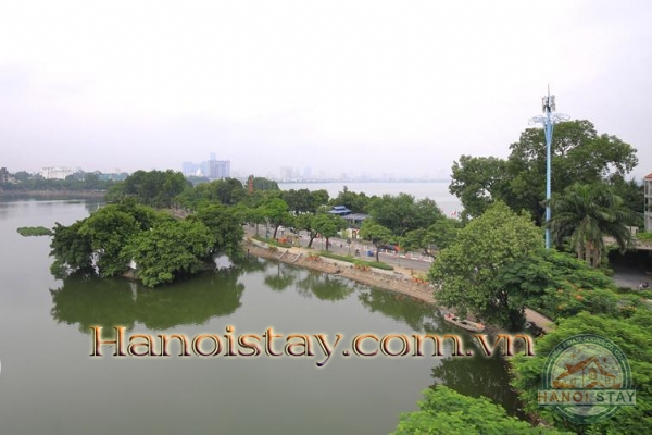 *Take a chance to live in This Modern 2 Bed Apartment Rental, straight View to Truc Bach lake* 8