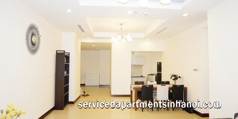 Three bedroom Apartment in R4 building, Vinhomes Royal City 5