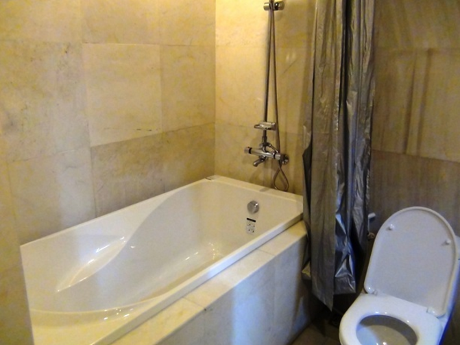 Three bedroom Apartment Rental in Lang street, Dong Da 15