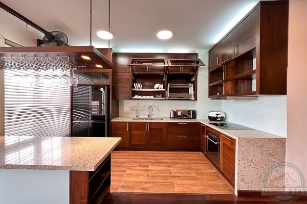 Top Floor Luxury: 4BR Duplex with Lake View in Truc Bach, Ba Dinh 18