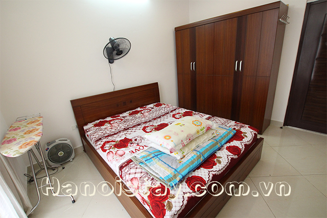 Tranquil and Bright Apartment Rental in Xuan Dieu street, Tay Ho, Cheap Price 2