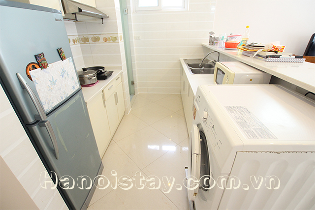 Tranquil and Bright Apartment Rental in Xuan Dieu street, Tay Ho, Cheap Price 5