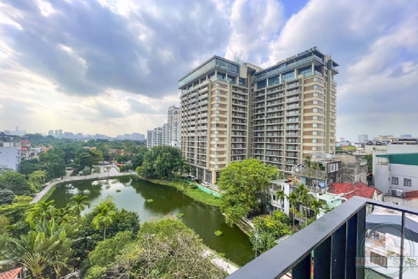 Tranquil Luxury: Rent This Modern 4BR Apartment on Dang Thai Mai, Tay Ho 12