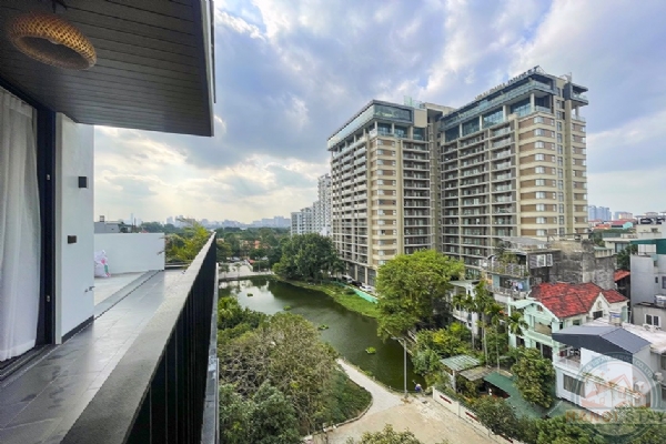 Tranquil Luxury: Rent This Modern 4BR Apartment on Dang Thai Mai, Tay Ho 5