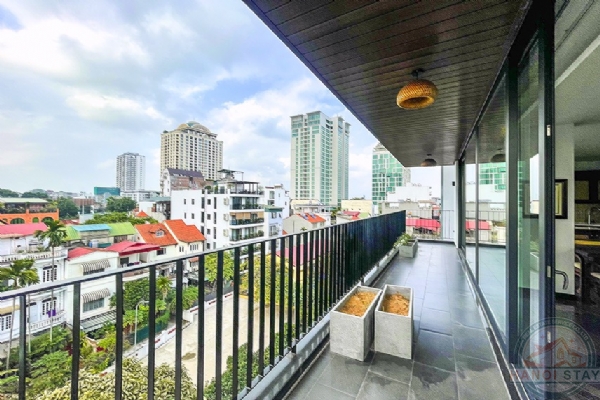 Tranquil Luxury: Rent This Modern 4BR Apartment on Dang Thai Mai, Tay Ho 16