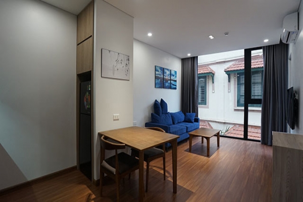 Big One Bedroom Apartment Rental in Golden West Lake