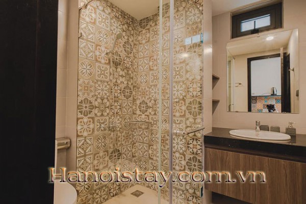 Tranquil One Bedroom Apartment Rental in Hoan Kiem Area, Full Services 10