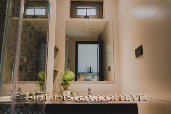 Tranquil One Bedroom Apartment Rental in Hoan Kiem Area, Full Services 9