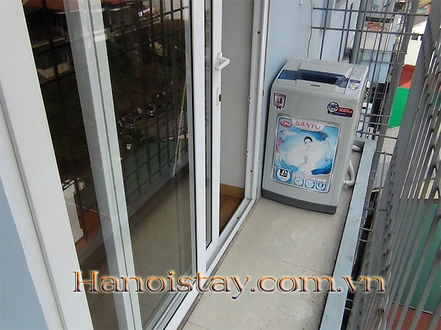 *Tranquil & Very Bright 02 Bedroom Property for rent in Dao Tan street, Ba Dinh* 8