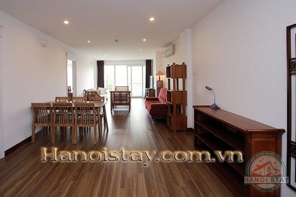 Lake View 03 Bedroom Apartment For Rent in Truc Bach Area, Ba Dinh, 2