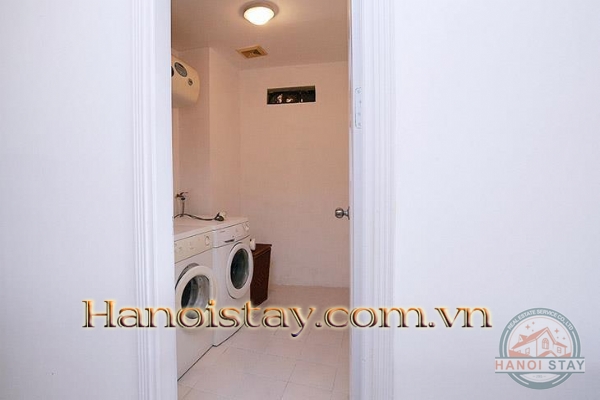 Lake View 03 Bedroom Apartment For Rent in Truc Bach Area, Ba Dinh, 13