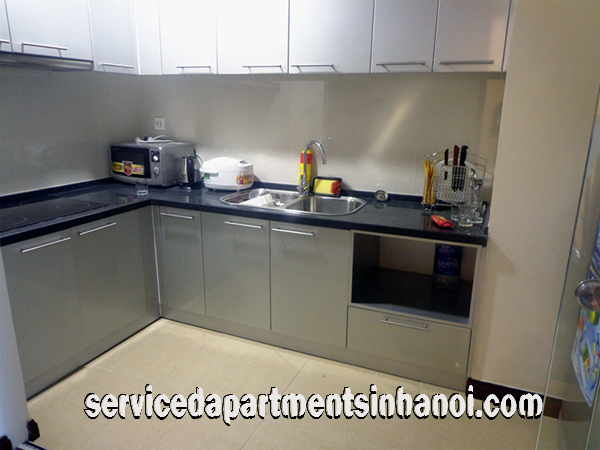 Two bedroom Apartment for rent in R1 Tower, Royal City, Very budget Price 4