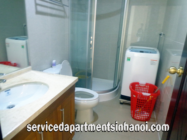 Two bedroom Apartment for rent in R1 Tower, Royal City, Very budget Price 5