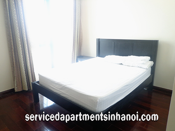 Two bedroom Apartment for rent in R1 Tower, Royal City, Very budget Price 7