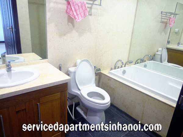 Two bedroom Apartment for rent in R1 Tower, Royal City, Very budget Price 8