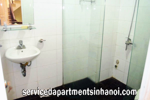Two bedroom apartment in Nguyen Khang str, Cau Giay 7