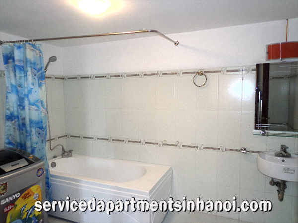 Two bedroom apartment leasing in Xuan Dieu str, West lake 10