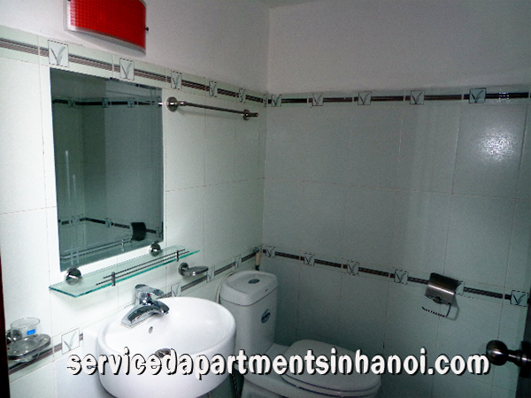 Two bedroom apartment leasing in Xuan Dieu str, West lake 12