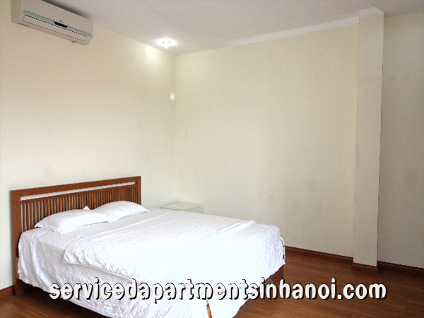 Two bedroom apartment leasing in Xuan Dieu str, West lake 4