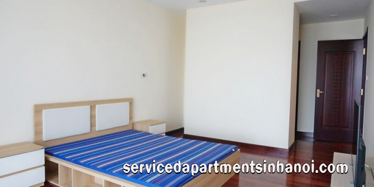 Two bedroom in the Mid Level of R5 Building, Vinhomes Royal City 9