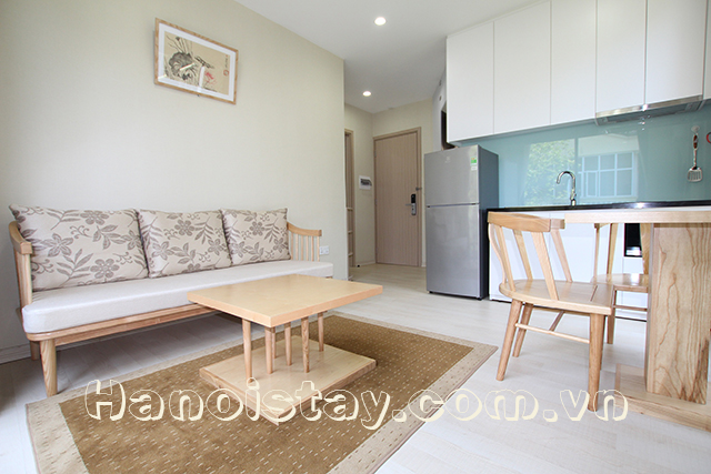Very Bright and Modern Serviced Apartment Rental in Dao Tan street, Ba Dinh 1