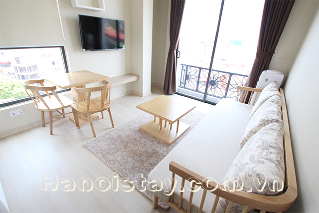Very Bright and Modern Serviced Apartment Rental in Dao Tan street, Ba Dinh 3